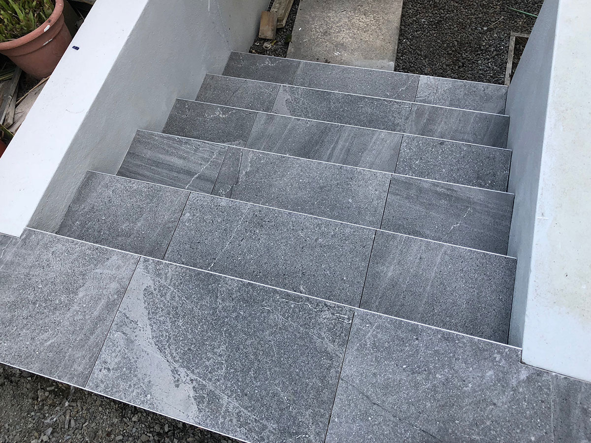 Tiled exterior entrance steps and landing in Auckland